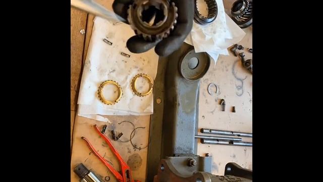 Willys mb Ford GPW T-84 transmission rebuilt. смотреть онлайн