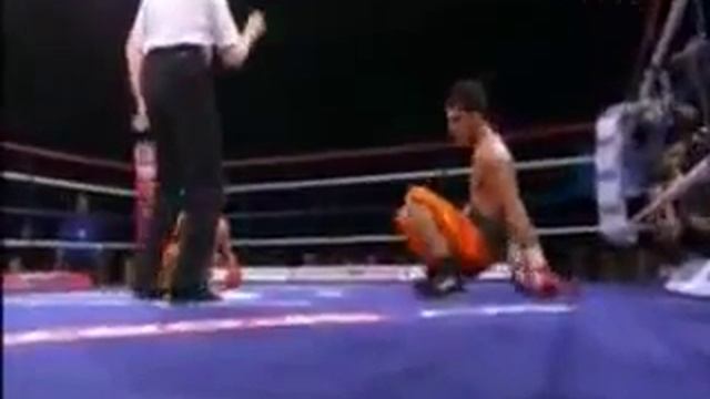 Бокс Нокдаун с обоих сторон смотреть онлайн