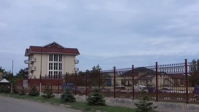 Частный сектор на улице Единства в Лазаревском. Май 2015. Lazarevskoe SOCHI RUSSIA