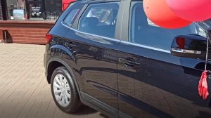 Цены FAW Bestun T77 и X40, интерьер и экстерьер.