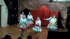 Танец "У самого синего моря"