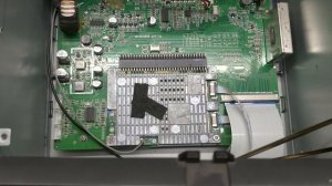 При включении белый экран MediaTek mt3561 нет изображения.