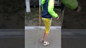 как прыгать в  резиночки уровень королевский