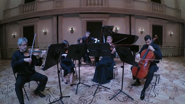 Роберт Шуман. Квинтет для двух скрипок, альта, виолончели и фортепиано ми-бемоль мажор, соч. 44 смотреть онлайн