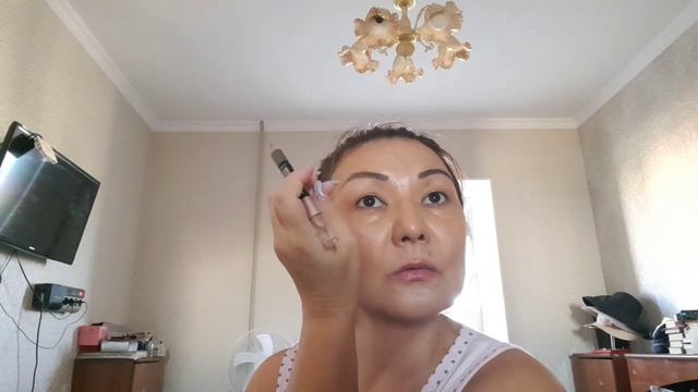 СИЯЮЩИЙ МАКИЯЖ ДНЯ. ОТКЛЮЧИЛИ МОНЕТИЗАЦИЮ.11 АВГУСТА 2023 ГОДА. смотреть онлайн