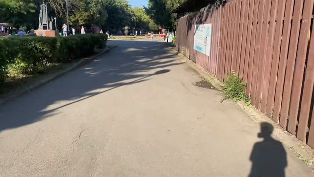 Ейск: бесконечные толпы, проблемы с жильем, Азовское море. Стоит ли ехать в Ейск в 2023?