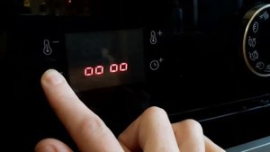 Электро духовка Gorenje BO75SY2B .Выставляем уровень СИГНАЛА