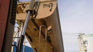 Работа на тонаре,возим песок!.