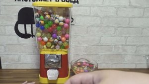 Нашёл ЦЕЛЫЙ Аппарат с ПОПРЫГУНЧИКАМИ! Вся квартира в мячиках