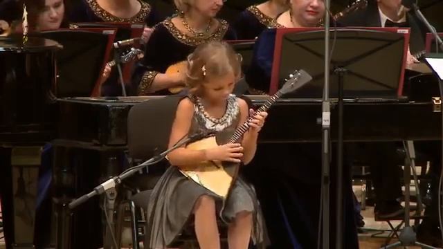 Немного позитива. Настя Тюрина балалайка.