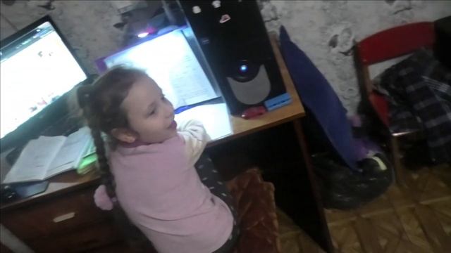 Готовим тефтели // Про занятия Ани. . . . смотреть онлайн