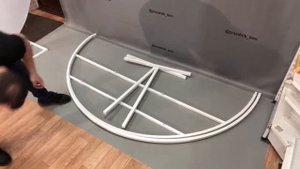 Круглый баннер своими руками,  круглые тумбы, круглая фотозона разнокалиберная гирлянда из шаров