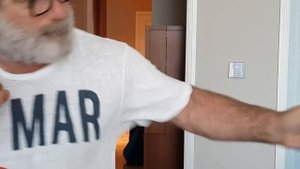 Greetings from the New York "Oh My God! This is a weapon!".