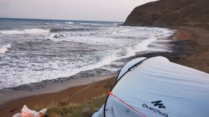 Дикий отдых с палаткой. Погода в Крыму в конце сентября.