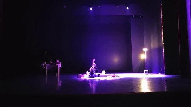 За стеной (постановщик Москаленко Дарья) - студия танца 