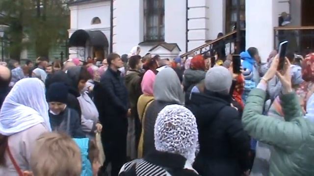 Среда Светлой Седмицы, Оптина. Благовест. смотреть онлайн