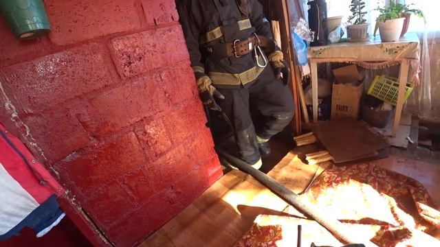 Блестяще потушил сам! Потому что наш подписчик! смотреть онлайн