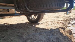 Перевозка лодки на бортовом прицепе, крепление запаски