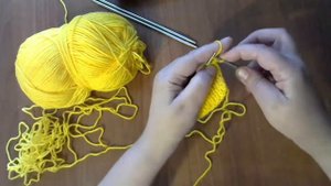 Вязания резинки 1 х 1. 2 способа видео урок 2 #мастеркласс #красивыйузор #вязание #knitting #мк.mp4