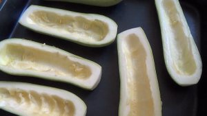 Кабачки с фаршем.