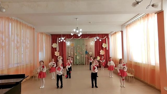 Танец "Цветы для мамы" смотреть онлайн