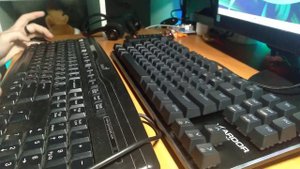 сравнение моей новойклавиатуры за 3499 рублей Ardor gaming blade pro optical и моей староймембранко