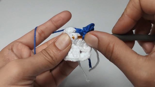 How to Crochet a Square: Crochet Square for Blankets, Pillows, & More
