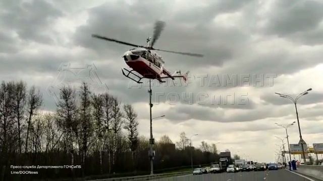 Видео с места ДТП на 35 км МКАД. 8.05.2022 смотреть онлайн