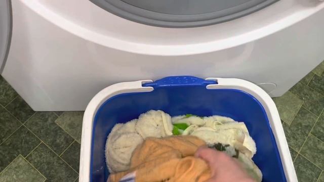 МАХРОВЫЕ ПОЛОТЕНЦА  ОТСТИРАТЬ ОТ КРОВИ , СМЯГЧИТЬ