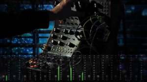 Moog Sound Studio 3 meets VST Synths - "r e s e t"