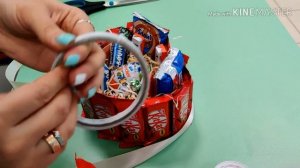 Коробка-сердце из киндер шоколада, букет из конфет, торт из сладостей