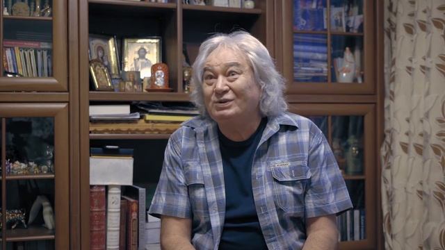 Почему на Байконуре освящают космические ракеты. Проект "Я помню. Своя история"