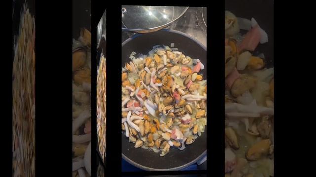ПАСТА с МОРЕПРОДУКТАМИ  в СЛИВОЧНОМ СОУСЕ!!!