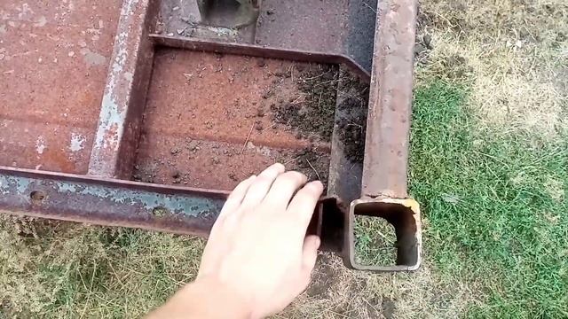 востанавливаем прицеп 2птс 4. начальный этап...