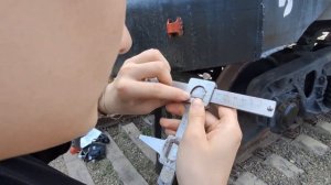 Измерение колеса толщиномером