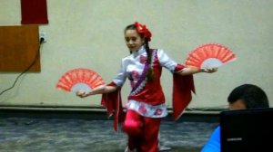 Танец с веерами
