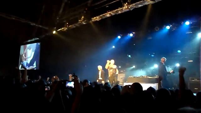 SAM2328 смотреть онлайн