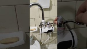 Проточный водонагреватель Delimano с LCD экраном и душем Боковое Подключение Белый