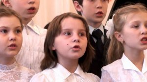 Распевка младшего хора на сцене 20110415182936