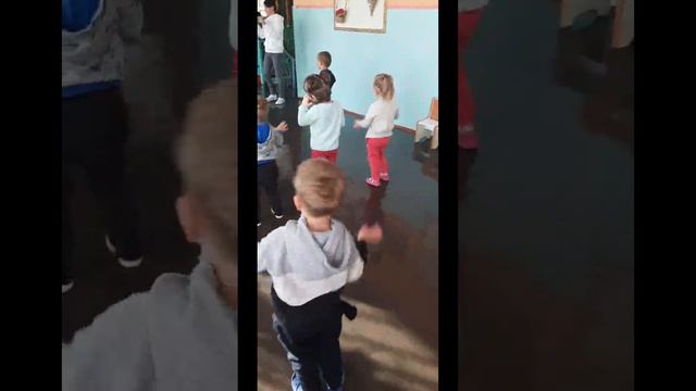 "ЧЕРЕПАХА-АХА-АХА". Дитячий садочок "Веселики". Учні Великосевастянівського ліцею. смотреть онлайн