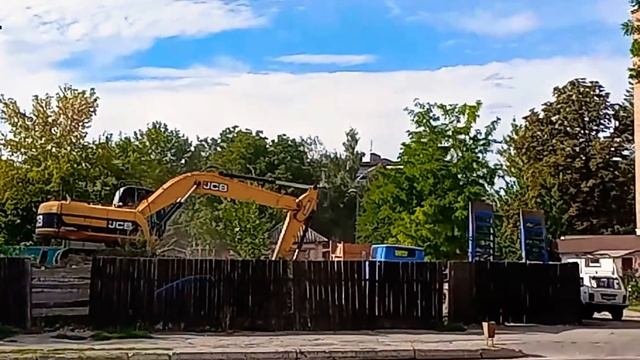 Работа гусеничного экскаватора JCB.#гусеничный #экскаватор #jcb #строительнаятехника#земляныеработы