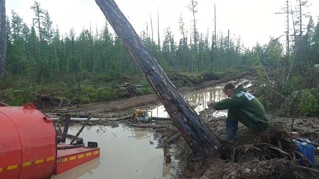 Вездеходы Якутии. УРАЛ- Континент! провалился в Якутскую ЛИНЗУ смотреть онлайн
