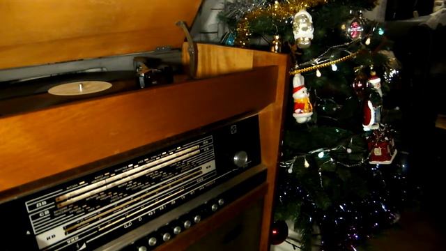 "Старая пластинка " ВИА "Ариэль"(Н.Богословский-Я.Родионов) смотреть онлайн