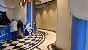 Ялта. Зазеркалье- элитные апартаменты в Приморском парке. Часть 1