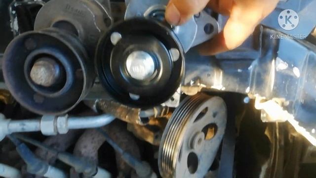 Cambiar correa y tensor de alternador del corsa plus