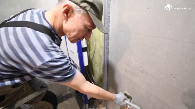 Ремонт совмещенного санузла в белом стиле. Идеальный дом. Установка подвесного санузла.