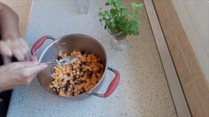 Рисовая каша с тыквой и изюмом - Rice porridge with pumpkin and raisins