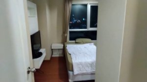 Туалет с двумя входами в Бангкоке