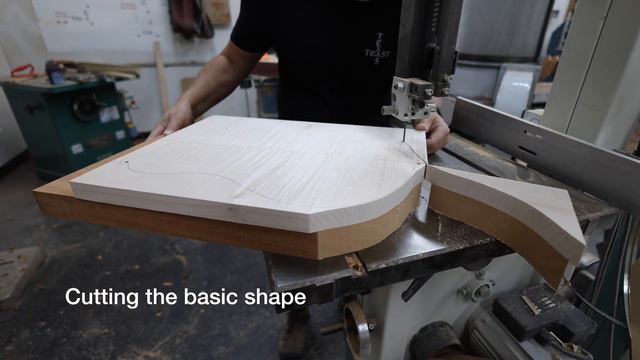 How REAL Guitars Are Made смотреть онлайн