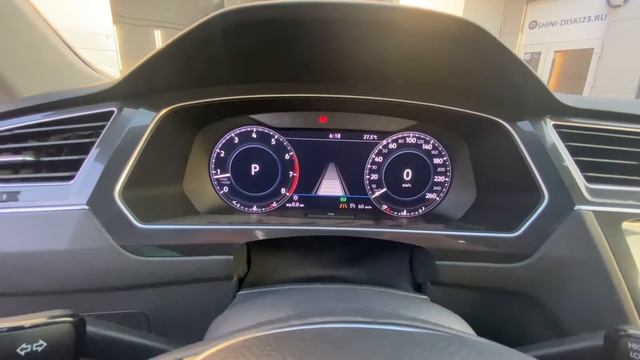 VW Tiguan. Адаптивный круиз-контроль. смотреть онлайн